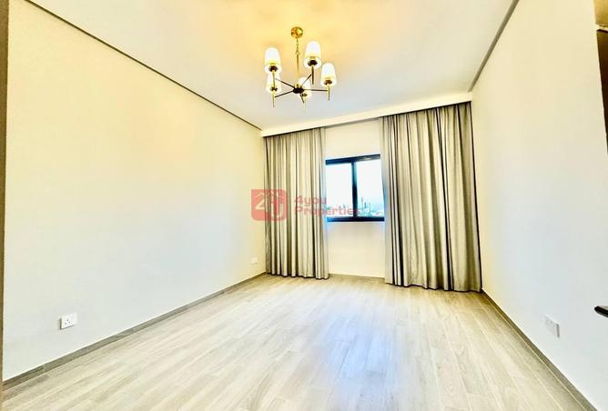 971651 - Property Image 3