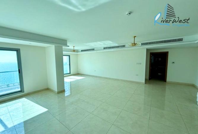 956537 - Property Image 3