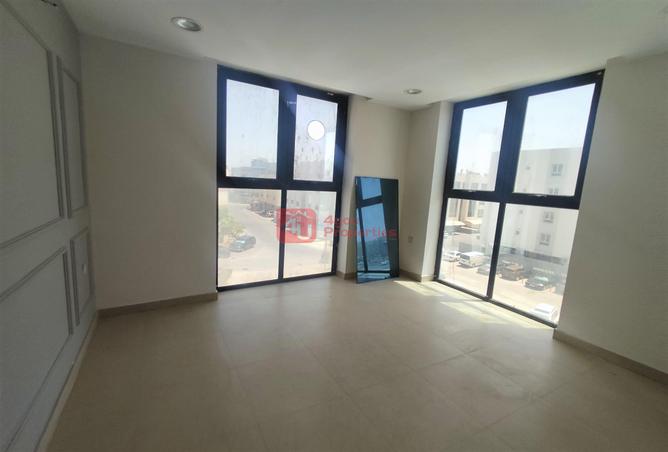 Office Space - Studio - 2 Bathrooms for rent in Tubli - Central Governorate