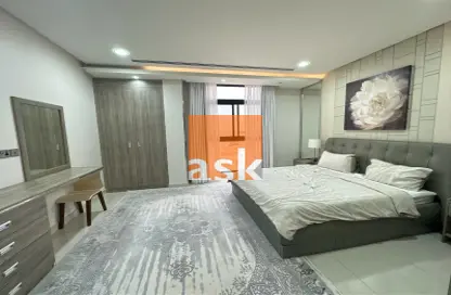 Room / Bedroom image for: Apartment - 2 Bedrooms - 2 Bathrooms for rent in Janabiya - Northern Governorate, Image 1