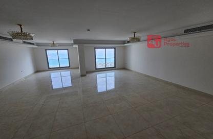 Apartment - 3 Bedrooms - 5 Bathrooms for sale in Hidd - Muharraq Governorate