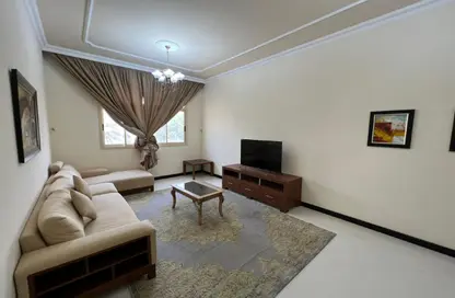 Apartment - 2 Bedrooms - 2 Bathrooms for rent in Mahooz - Manama - Capital Governorate
