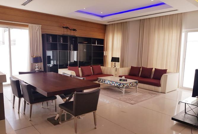 987811 - Property Image 3