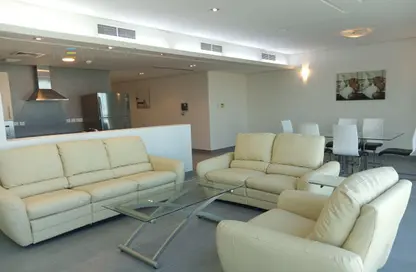 Living Room image for: Apartment - 1 Bedroom - 1 Bathroom for rent in The Lagoon - Amwaj Islands - Muharraq Governorate, Image 1