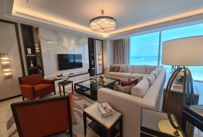 983305 - Property Image 3