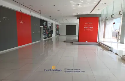 Show Room - Studio - 2 Bathrooms for rent in Diplomatic Area - Manama - Capital Governorate