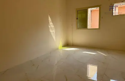 شقة - 2 غرف نوم - 1 حمام للايجار في القضيبية - المنامة - محافظة العاصمة