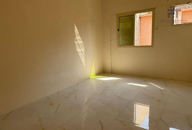 976625 - Property Image 2