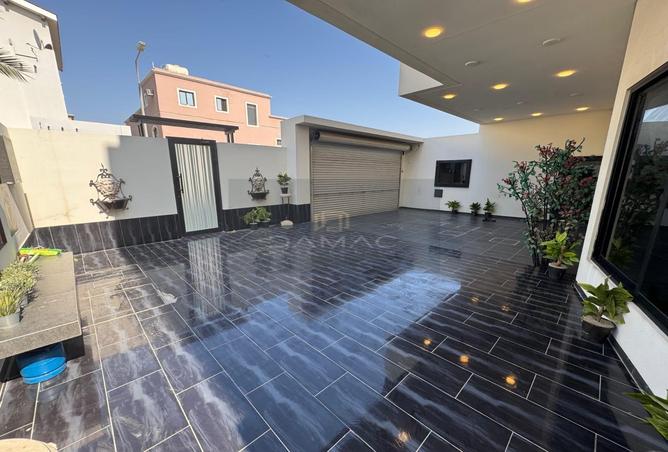 965187 - Property Image 2