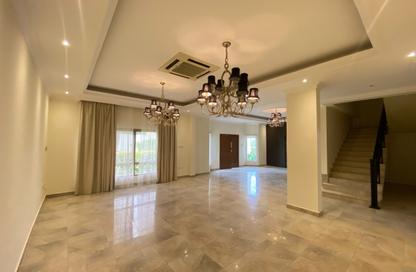 Villa - 5 Bedrooms - 6 Bathrooms for rent in Janabiya - Northern Governorate