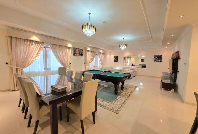 952482 - Property Image 2