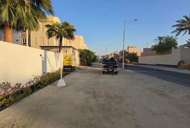 967311 - Property Image 3