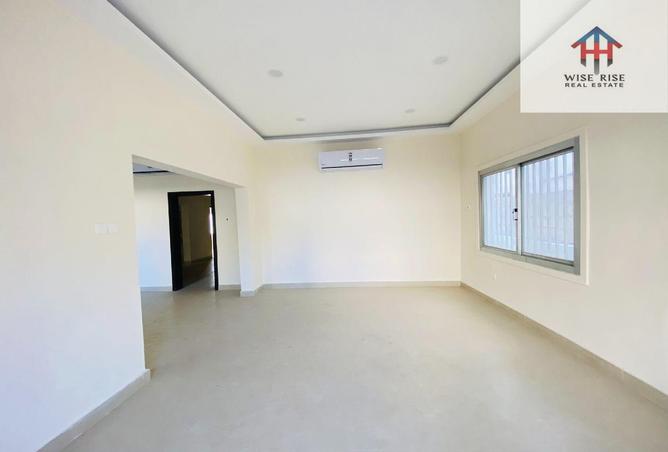 965987 - Property Image 3