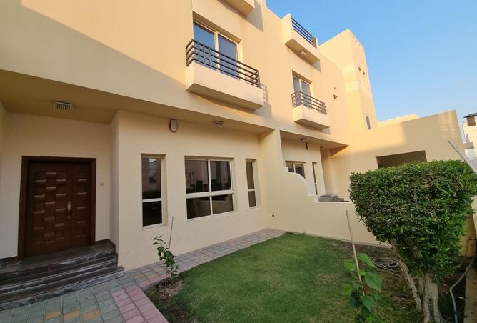 979451 - Property Image 2