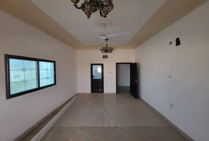 978534 - Property Image 3