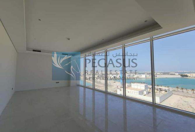 965387 - Property Image 2