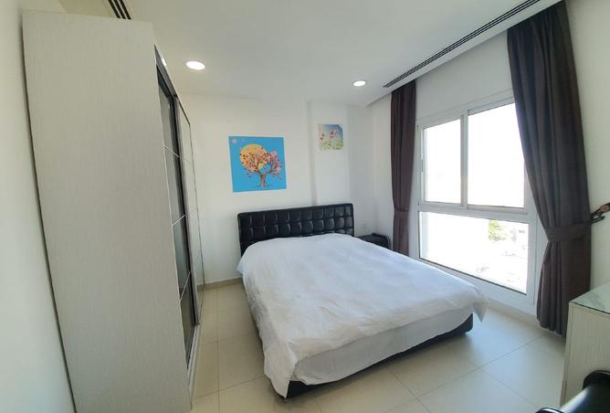957889 - Property Image 3