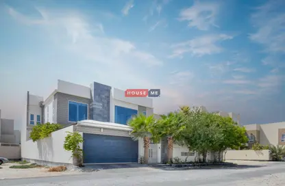 Villa - 6 Bedrooms - 6 Bathrooms for sale in Hamad Town - Northern Governorate