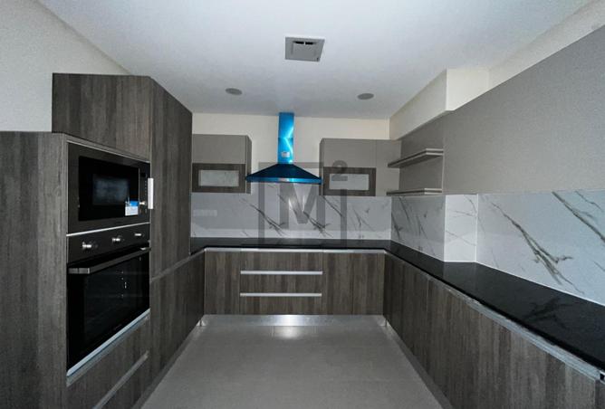 957510 - Property Image 2