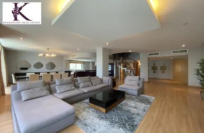 Living Room image for: Apartment - 3 Bedrooms - 5 Bathrooms for rent in Amwaj Avenue - Amwaj Islands - Muharraq Governorate, Image 1