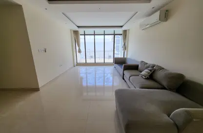 Apartment - 3 Bedrooms - 5 Bathrooms for rent in Hidd - Muharraq Governorate