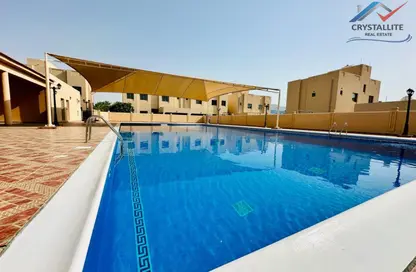 Villa - 4 Bedrooms - 5 Bathrooms for rent in Janabiya - Northern Governorate