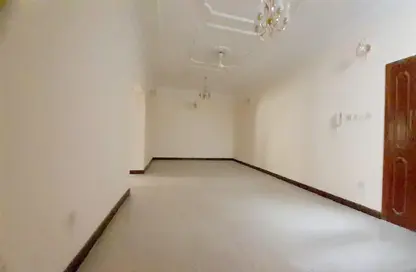 Apartment - 3 Bedrooms - 2 Bathrooms for rent in Mahooz - Manama - Capital Governorate