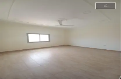 Apartment - 2 Bedrooms - 3 Bathrooms for rent in Arad - Muharraq Governorate