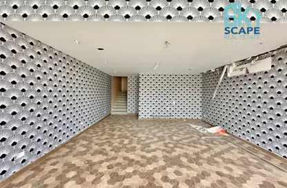 Shop - Studio - 1 Bathroom for rent in Zinj - Manama - Capital Governorate