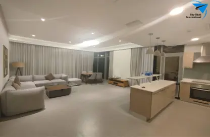 Apartment - 2 Bedrooms - 2 Bathrooms for rent in Seef - Capital Governorate