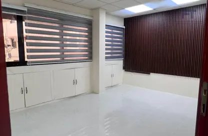 مكتب - استوديو - 1 حمام للايجار في القضيبية - المنامة - محافظة العاصمة