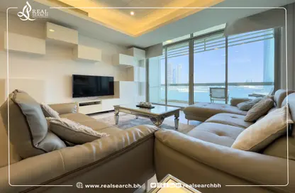 Apartment - 3 Bedrooms - 5 Bathrooms for rent in Reef Island - Capital Governorate