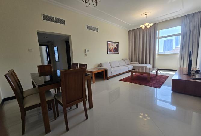 911498 - Property Main Image