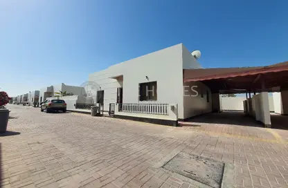 Villa - 3 Bedrooms - 3 Bathrooms for rent in Saar - Northern Governorate