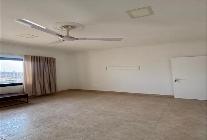 961980 - Property Image 3