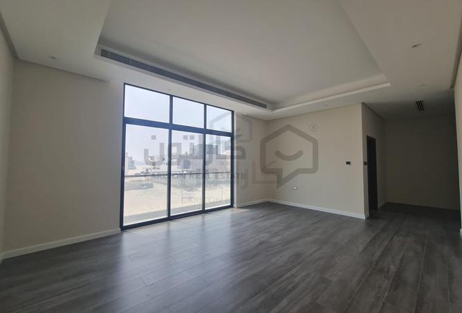 847486 - Property Image 3