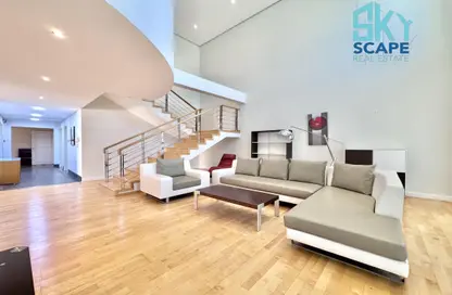 Duplex - 2 Bedrooms - 4 Bathrooms for rent in Seef - Capital Governorate