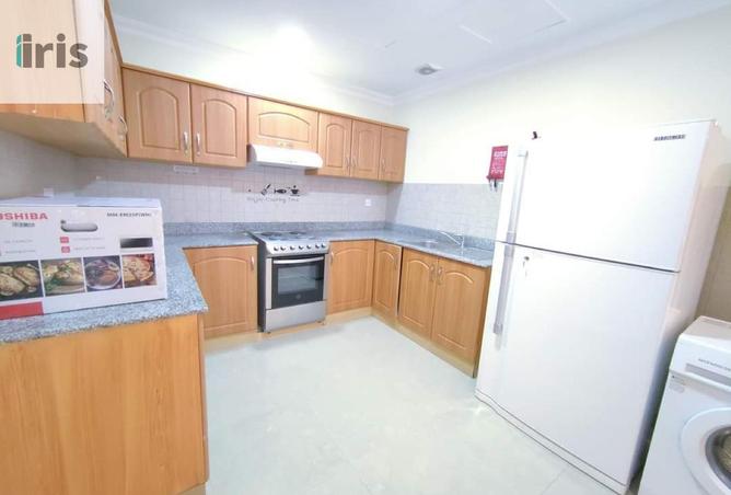 985356 - Property Image 3