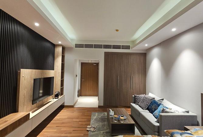 716408 - Property Image 2