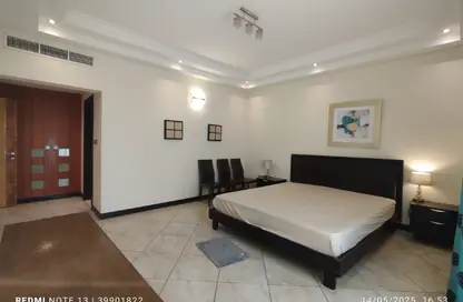 Apartment - 2 Bedrooms - 2 Bathrooms for rent in Sanabis - Manama - Capital Governorate