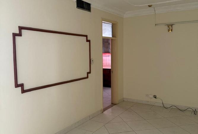 954888 - Property Image 3