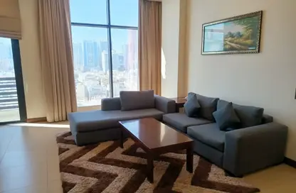 Apartment - 2 Bedrooms - 3 Bathrooms for rent in Al Juffair - Capital Governorate