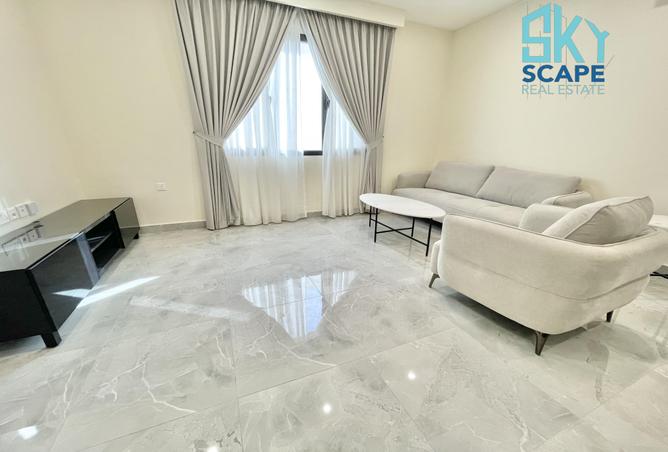 986581 - Property Image 2