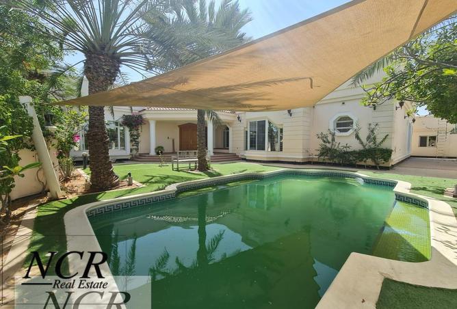 970532 - Property Image 3