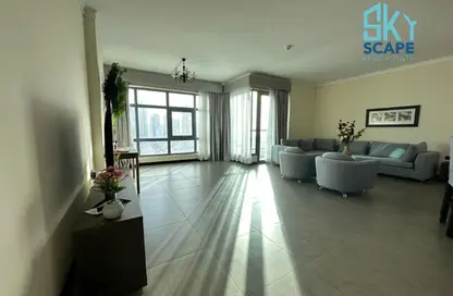 Apartment - 3 Bedrooms - 3 Bathrooms for rent in Al Juffair - Capital Governorate