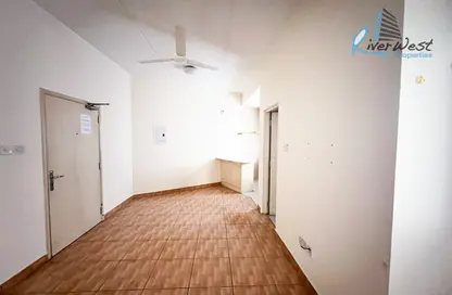 Apartment - Studio - 1 Bathroom for rent in Seef - Capital Governorate