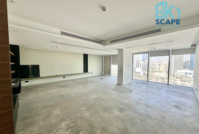 957709 - Property Image 2