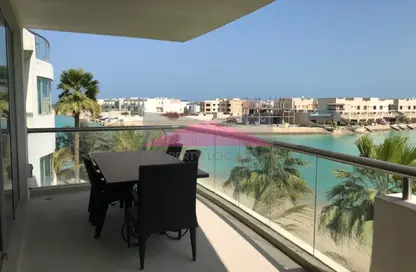 شقة - 4 غرف نوم - 5 حمامات للايجار في جزيرة تالا - أمواج - المحرق
