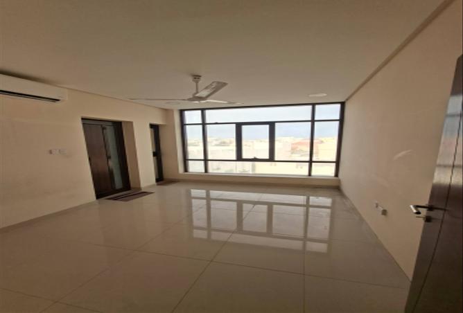 981597 - Property Image 2