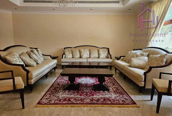 976923 - Property Image 2